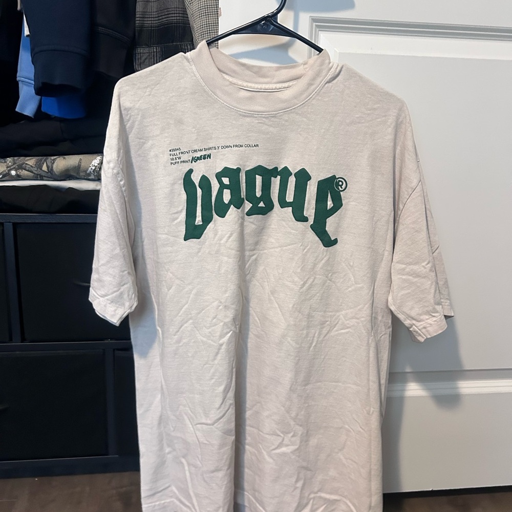 Vague Streetwear Tee